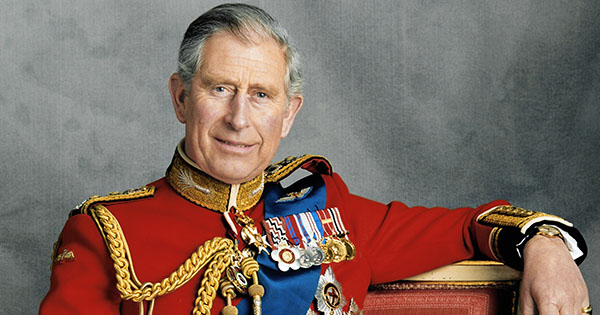 Queen Elizabeth Names Prince Charles as Her Successor - PureWow