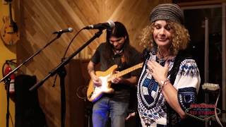 Jennifer B & the Groove - One Woman Man (Original)