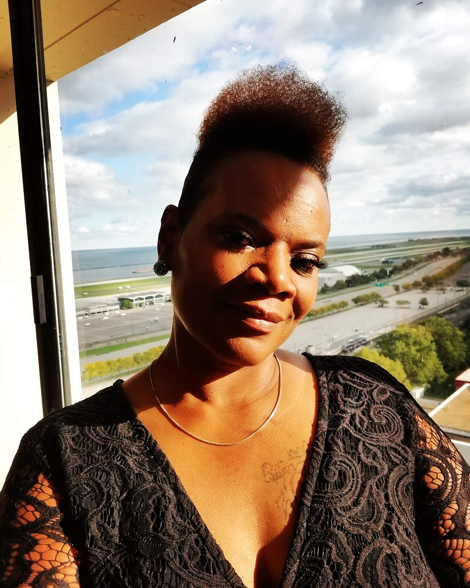 I'm going to enjoy the next level in my life and to demonstrate change for my babies and family. Thanks for supporting! #lauricecarenadams #amoney #theamoneyshowtrainmusic #simmonsfamily #vegassilahandlaurice