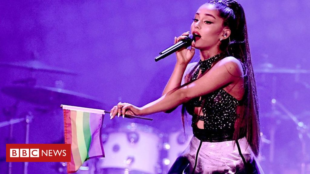 Ariana Grande: Grammy Awards boss 'lying' about performance - BBC News