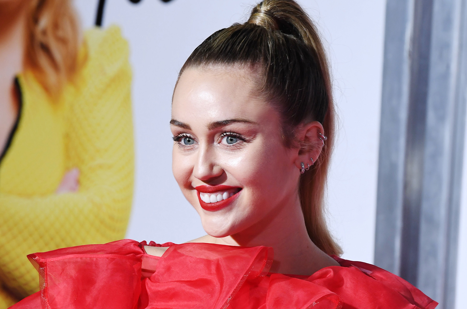 Miley Cyrus, Dolly Parton, Chance The Rapper & More Wish You a Happy Easter: See the Tweets | Billboard