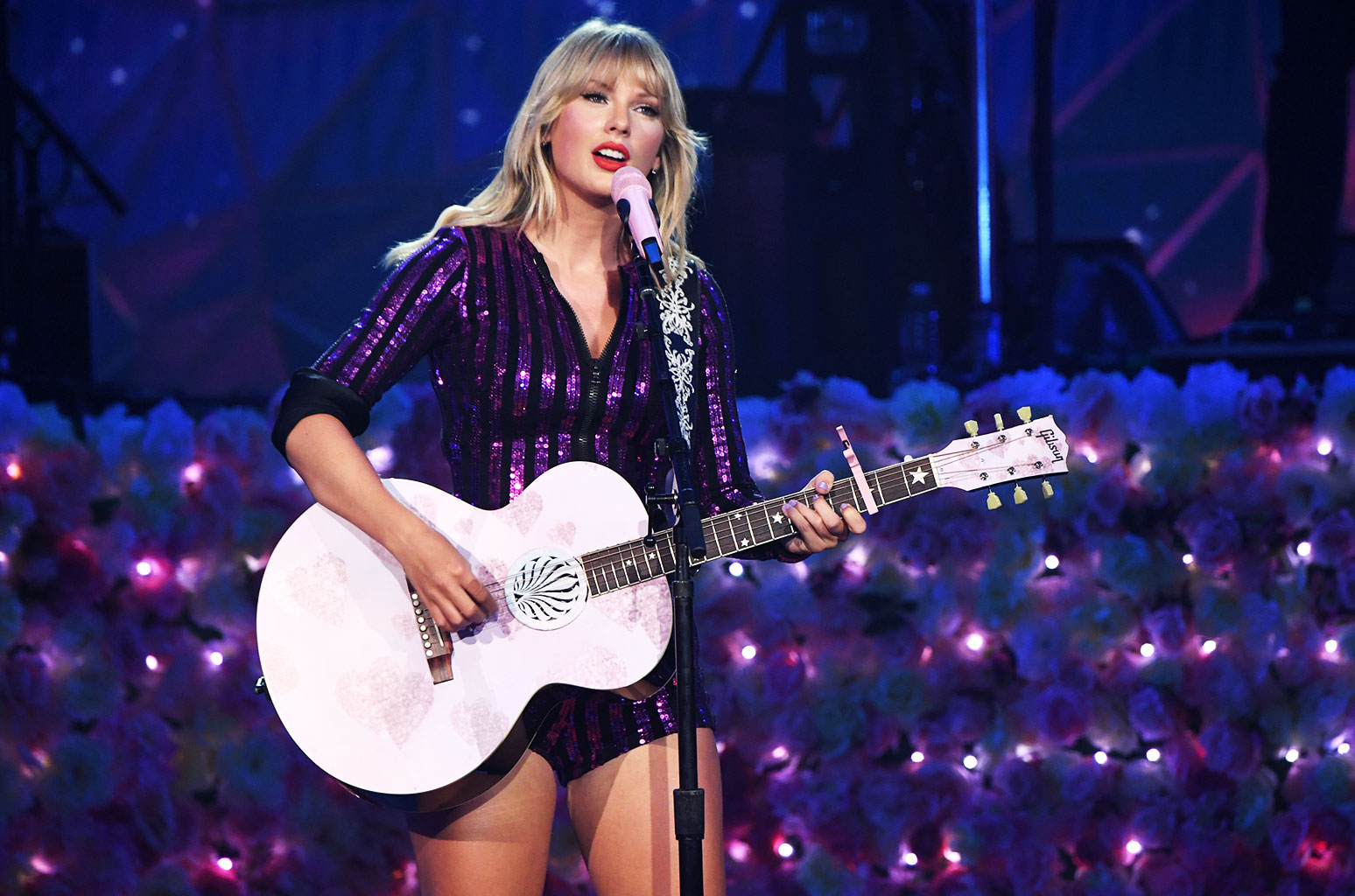 Taylor Swift's 'Lover' Listening Party In Los Angeles: Details | Billboard