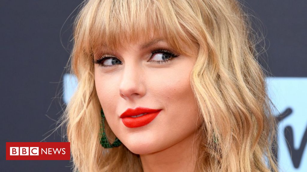 Taylor Swift announces surprise new album Folklore - BBC News