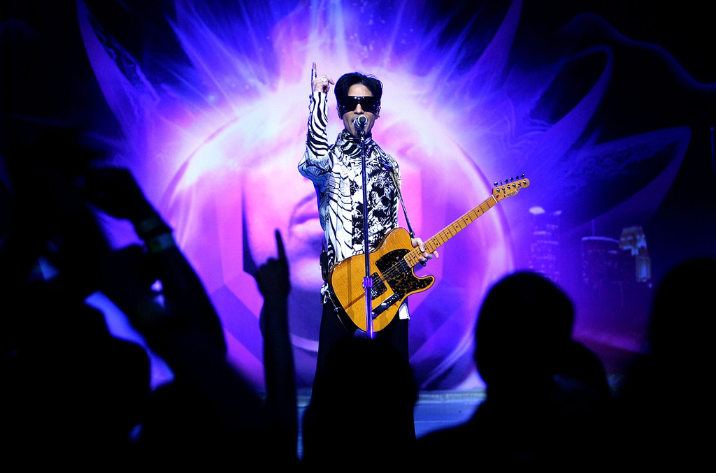 The Prince Estate Drops Unreleased & 'His Most Psychedelic' Track 'Cosmic Day' | Billboard