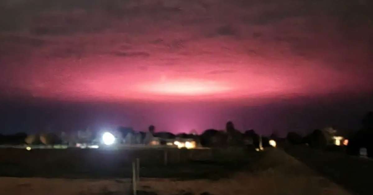 “Alien-like” pink glow over Australian town turns out to be from a weed factory - News - Mixmag