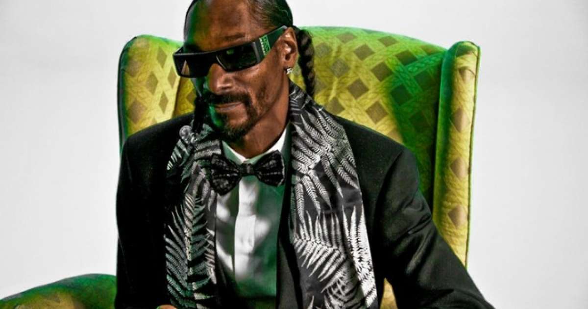 ​Snoop Dogg responds to claims he smokes up to "150 blunts a day" - News - Mixmag
