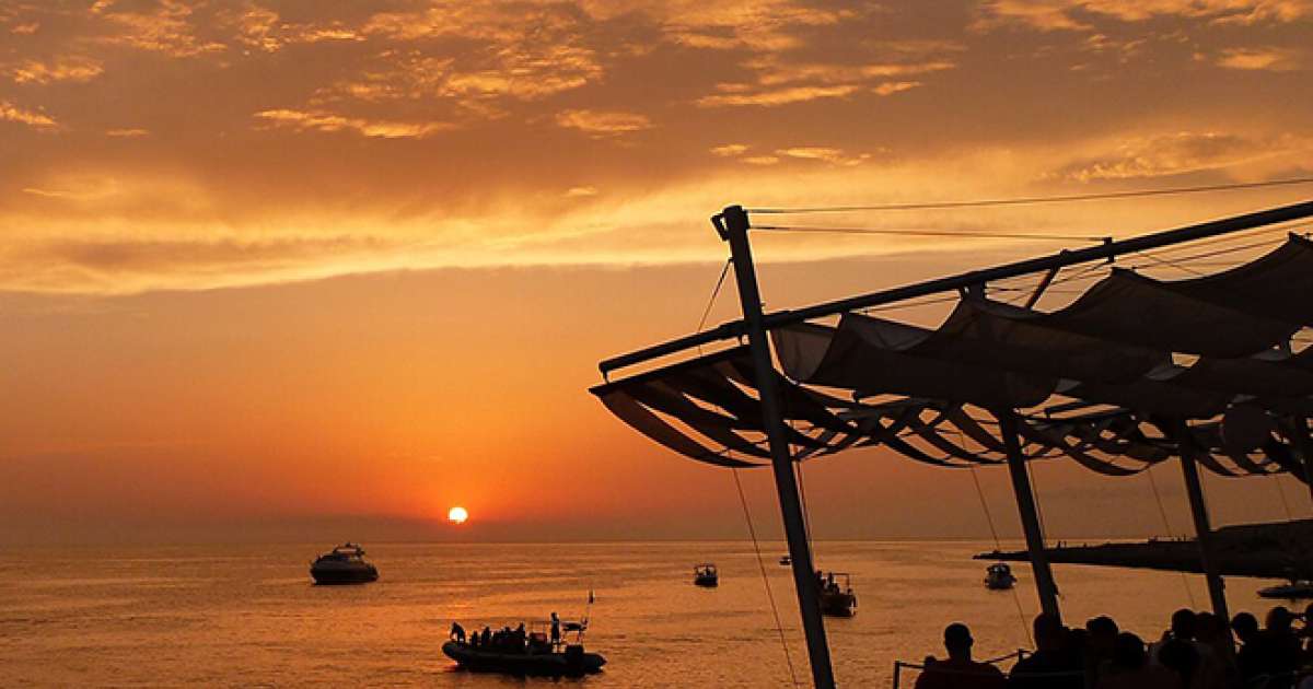 ​Ibiza bans late-night alcohol sales and threatens fines in new tourism clampdown 	- 	News 	- 	Mixmag